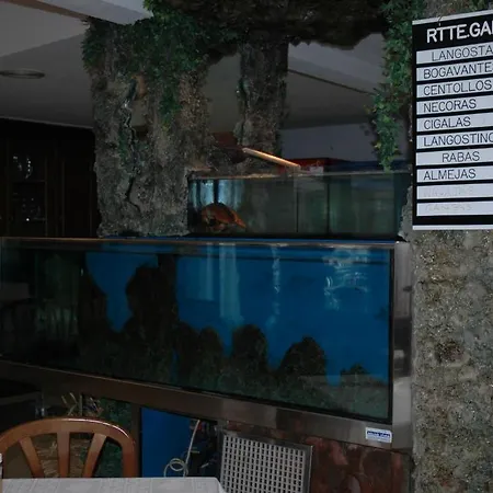 Gabino בית הארחה 2*